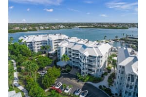 1260 DOLPHIN BAY WAY #403, SARASOTA, FL 34242 - MLS#MFRA4680107