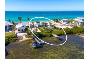 3240 CASEY KEY ROAD, NOKOMIS, FL 34275 - MLS#MFRA4680110