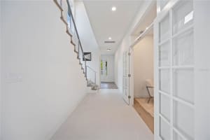 2590 FLOYD STREET, SARASOTA, FL 34239 - MLS#MFRA4680138