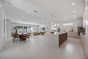 2596 FLOYD STREET, SARASOTA, FL 34239 - MLS#MFRA4680149