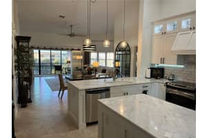 155 VINTAGE CIRCLE, NAPLES, FL 34119 - MLS#MFRA4680265