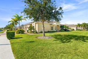 703 CHIPPER DRIVE, SUN CITY CENTER, FL 33573 - MLS#MFRA4680337