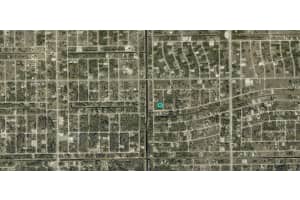 820 BAJO AVENUE, LEHIGH ACRES, FL 33974 - MLS#MFRA4680345