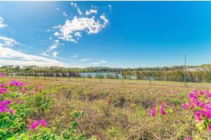 5400 34th St W #16b, BRADENTON