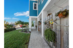 758 SAINT JUDES DRIVE, LONGBOAT KEY, FL 34228 - MLS#MFRA4680374