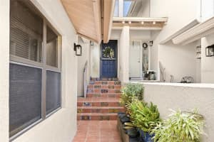 1648 STARLING DRIVE, SARASOTA, FL 34231 - MLS#MFRA4680410