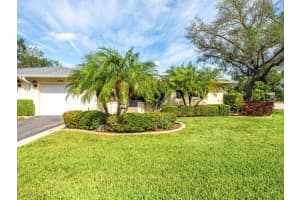 6994 W Country Club Dr N, SARASOTA