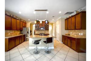 843 MOLLY CIRCLE, SARASOTA, FL 34232 - MLS#MFRA4680444