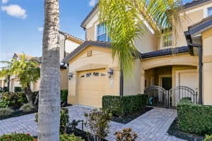 8139 MIRAMAR WAY, LAKEWOOD RANCH, FL 34202 - MLS#MFRA4680459