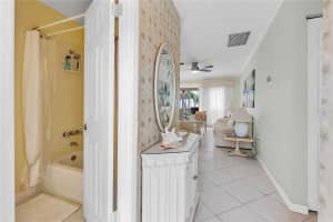 6238 7TH AVENUE, BRADENTON, FL 34209 - MLS#MFRA4680523