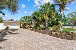 353 AVENIDA LEONA, SARASOTA, FL 34242 - MLS#MFRA4680536