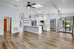 2529 RUSTIC OAK CT COURT, SARASOTA, FL 34232 - MLS#MFRA4680552