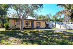 2342 MARGARET STREET, SARASOTA, FL 34237 - MLS#MFRA4680575