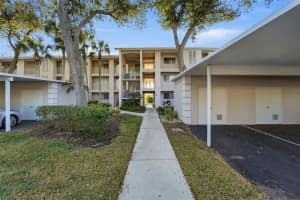 437 Cerromar Ln #520, VENICE