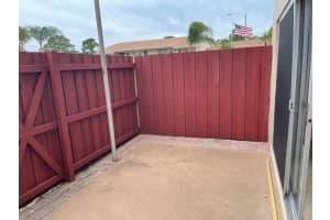 2763 WOODGATE LANE, SARASOTA, FL 34231 - MLS#MFRA4680629