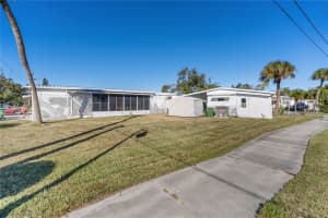 1100 UNIVERSITY PARKWAY, SARASOTA, FL 34234 - MLS#MFRA4680646
