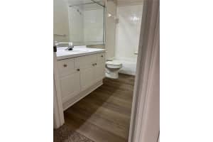 5180 NORTHRIDGE ROAD, SARASOTA, FL 34238 - MLS#MFRA4680683