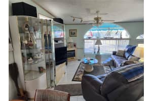 1674 UNIVERSITY PARKWAY, SARASOTA, FL 34243 - MLS#MFRA4680724