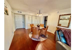 618 BIRD BAY DRIVE, VENICE, FL 34285 - MLS#MFRA4680731