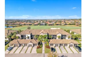 5527 Palmer Cir #203, BRADENTON