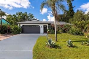 1432 Se 11th St, CAPE CORAL