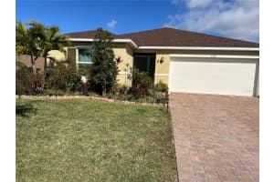 3558 74TH AVENUE CIRCLE, SARASOTA, FL 34243 - MLS#MFRA4680826