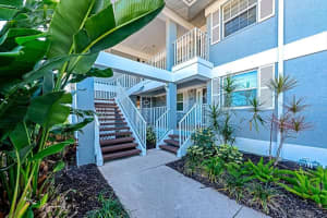 1233 EDGEWATER CIRCLE, BRADENTON, FL 34209 - MLS#MFRA4680832