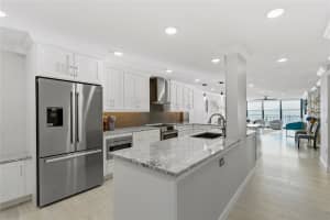 19 WHISPERING SANDS DRIVE, SARASOTA, FL 34242 - MLS#MFRA4680893