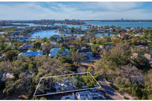 1642 CATALONIA LANE, SARASOTA, FL 34239 - MLS#MFRA4680904