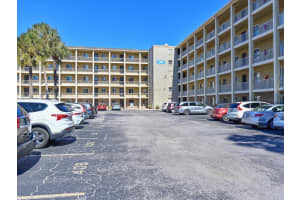 3563 LAKE BAYSHORE DRIVE, BRADENTON, FL 34205 - MLS#MFRA4680964