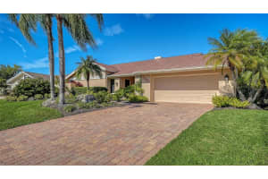 3941 Prairie Dunes Dr, SARASOTA