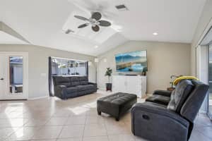 155 COCO PALM DRIVE, VENICE, FL 34292 - MLS#MFRA4680991