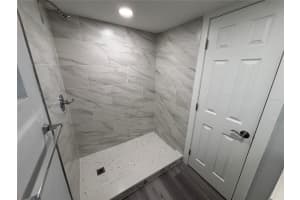 2105 ALLENDALE AVENUE, SARASOTA, FL 34234 - MLS#MFRA4680993