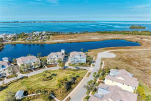 226 Sapphire Lake Dr #101, BRADENTON 226 Sapphire Lake Dr #101, BRADENTON