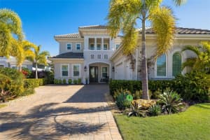 8249 PAVIA WAY, LAKEWOOD RANCH, FL 34202 - MLS#MFRA4681008