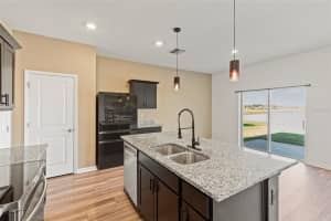 10463 LADYBUG COVE, PARRISH, FL 34219 - MLS#MFRA4681035