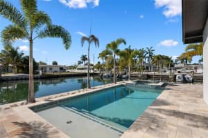 401 28TH STREET, HOLMES BEACH, FL 34217 - MLS#MFRA4681048