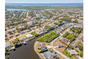 17220 PHEASANT CIRCLE, PORT CHARLOTTE, FL 33948 - MLS#MFRA4681060