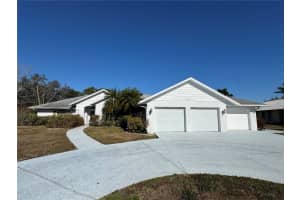 5638 Country Lakes Dr, SARASOTA
