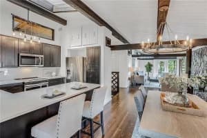 1942 NEW HAMPSHIRE AVENUE, ST PETERSBURG, FL 33703 - MLS#MFRA4681094