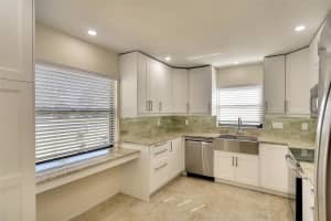 361 OAK HILL DRIVE, SARASOTA, FL 34232 - MLS#MFRA4681110