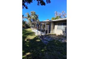 2204 SHAWNEE STREET, SARASOTA, FL 34231 - MLS#MFRA4681121