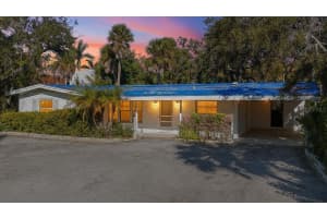 129 PIERSON LANE, SARASOTA, FL 34242 - MLS#MFRA4681174