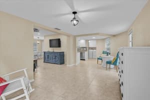 7219 BOUNTY DRIVE, SARASOTA, FL 34231 - MLS#MFRA4681188