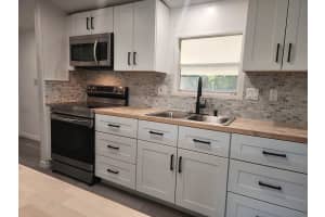 775 80TH AVENUE, OKEECHOBEE, FL 34974 - MLS#MFRA4681210