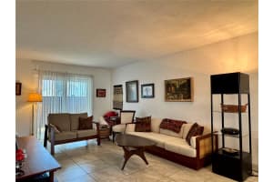 4001 BENEVA ROAD, SARASOTA, FL 34233 - MLS#MFRA4681279