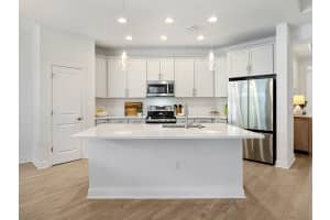 3529 SECLUDED COURT, SARASOTA, FL 34240 - MLS#MFRA4681285