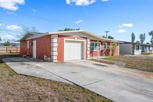 2806 OXFORD DRIVE, BRADENTON, FL 34205 - MLS#MFRA4681288