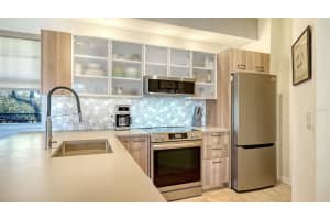 1268 11TH STREET, SARASOTA, FL 34236 - MLS#MFRA4681291