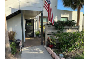 655 Woodlawn Dr #655, BRADENTON